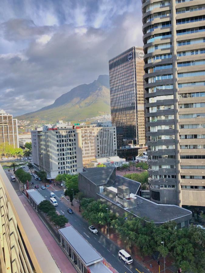 Icon Self Catering Apartment In Cape Town Near Waterfront And Cticc Cidade Do Cabo Exterior foto