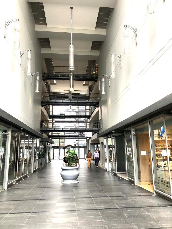 Icon Self Catering Apartment In Cape Town Near Waterfront And Cticc Cidade Do Cabo Exterior foto