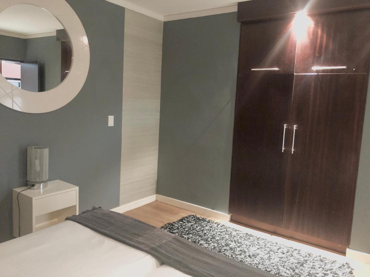 Icon Self Catering Apartment In Cape Town Near Waterfront And Cticc Cidade Do Cabo Exterior foto